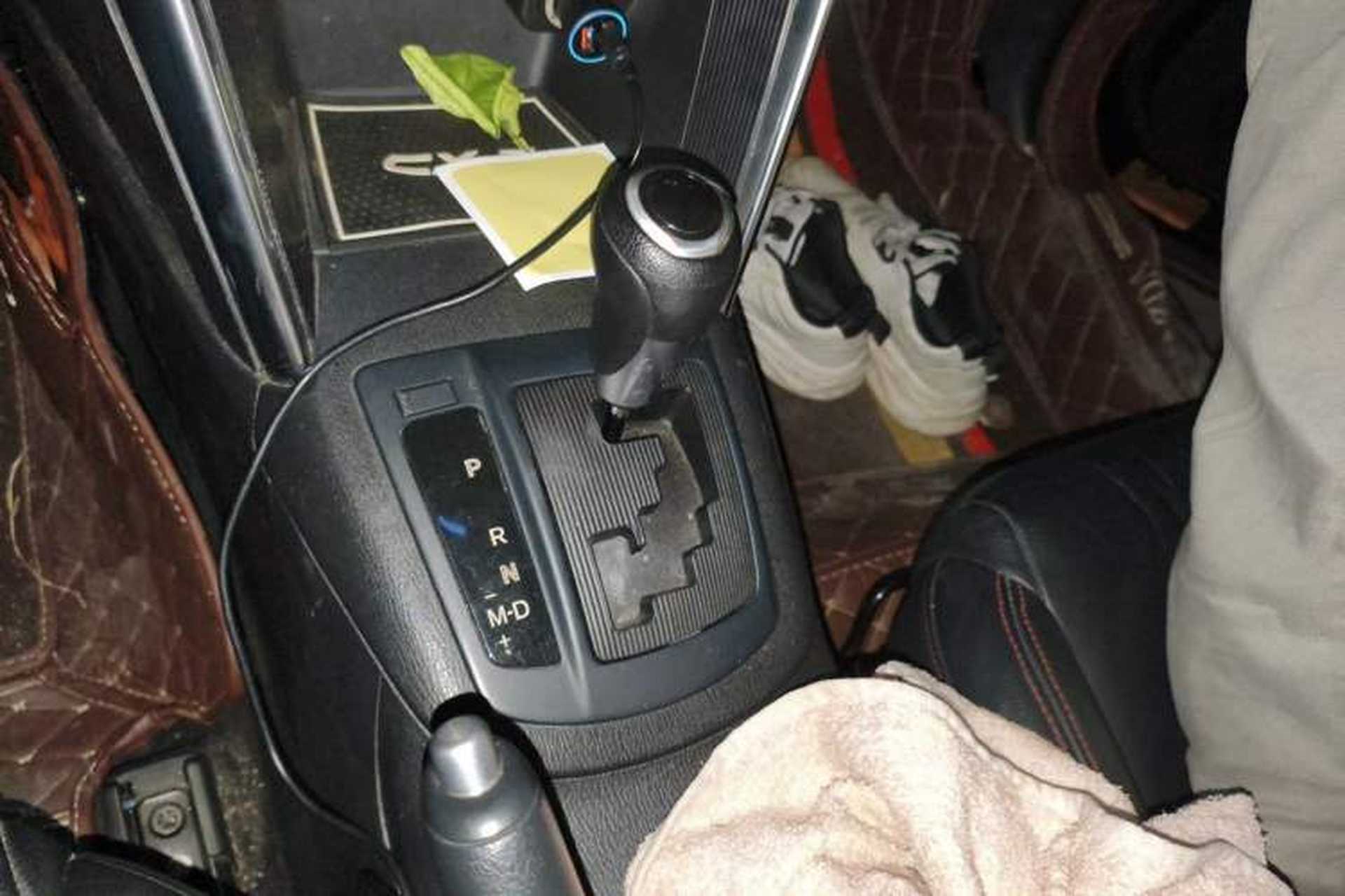 Used Mazda CX-5 2013 2.0L Automatic Two-Wheel Drive Comfort Version Gear Lever