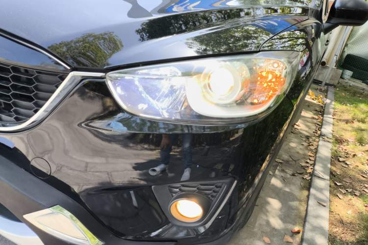 Used Mazda CX-5 2013 2.0L Automatic Two-Wheel Drive Comfort Version Left Front Headlight
