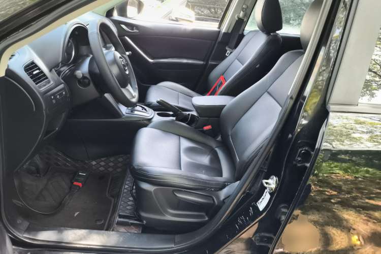 Used Mazda CX-5 2013 2.0L Automatic Two-Wheel Drive Comfort Version Left Front Seat