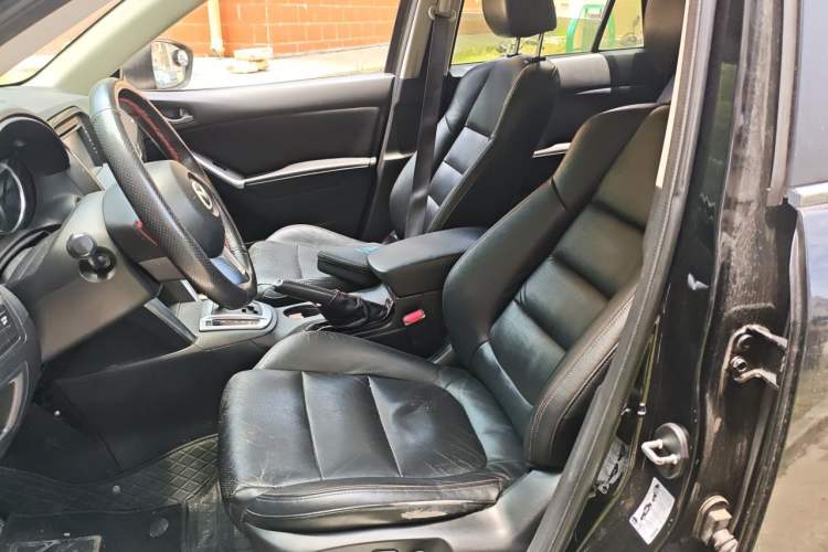 Used Mazda CX-5 2013 2.5L Automatic 4x4 Luxury Version Left Front Seat