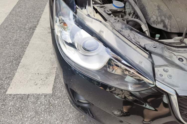 Used Mazda CX-5 2013 2.0L Automatic 4x4 Elite Version Right Front Headlight