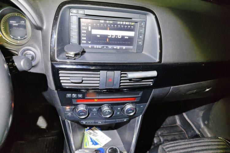 Used Mazda CX-5 2013 2.5L Automatic 4x4 Luxury Version Audio And AC Panel