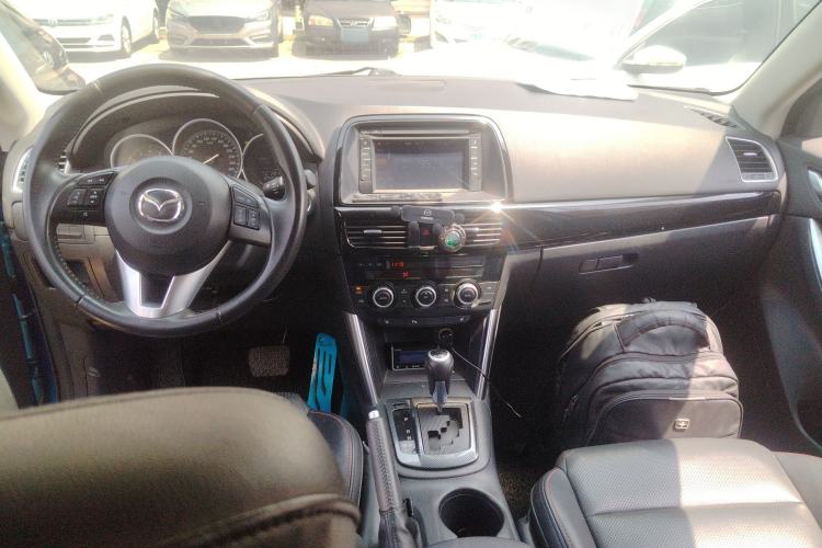 Used Mazda CX-5 2013 2.5L Automatic 4x4 Luxury Version Center Console