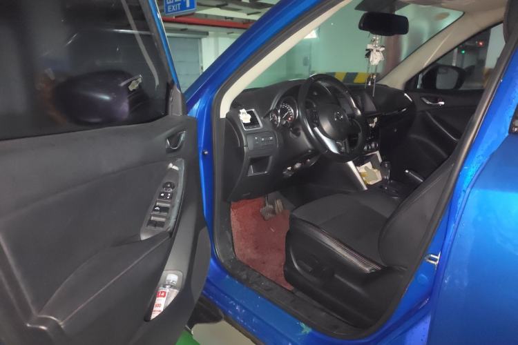 Used Mazda CX-5 2013 2.5L Automatic 4x4 Luxury Version Driver Seat