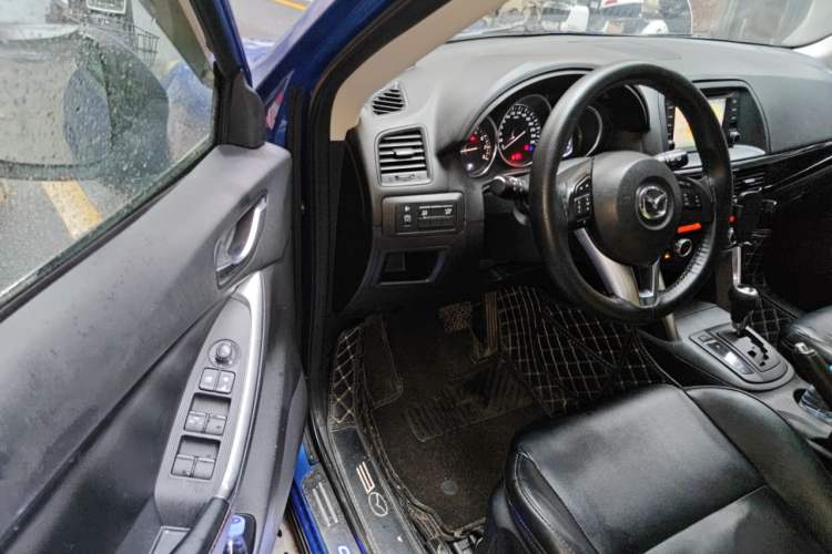 Used Mazda CX-5 2013 2.0L Automatic Two-Wheel Drive Comfort Version Driver Seat
