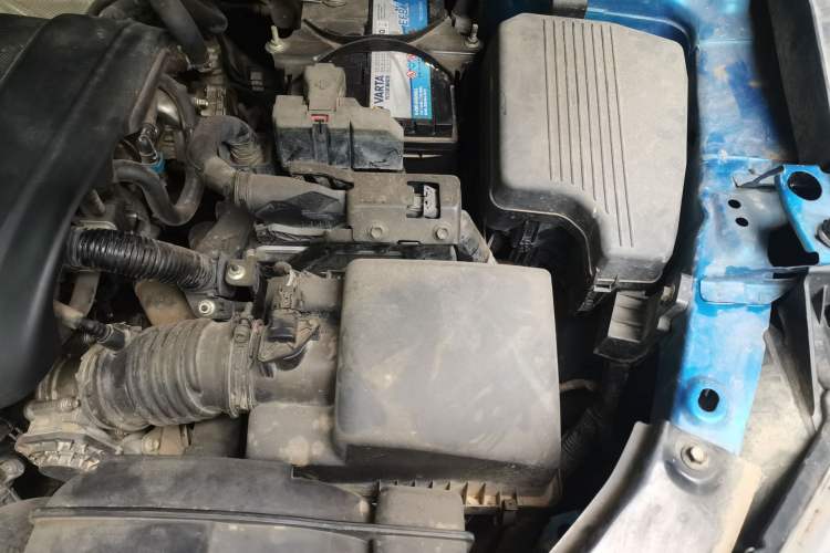 Used Mazda CX-5 2013 2.0L Automatic Two-Wheel Drive Comfort Version Engine Bay Left