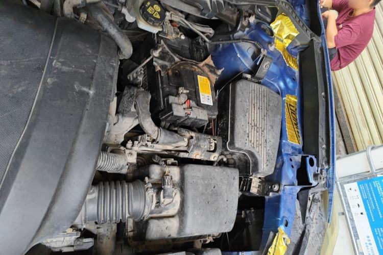 Used Mazda CX-5 2013 2.0L Automatic Two-Wheel Drive Comfort Version Engine Bay Left