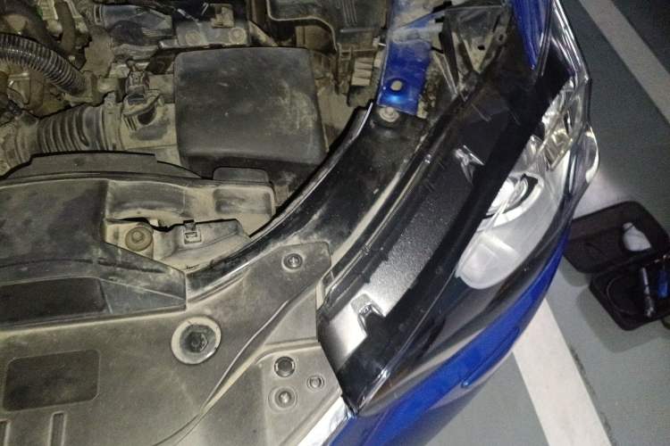 Used Mazda CX-5 2013 2.0L Automatic 4x4 Prestige Edition Engine Bay Left