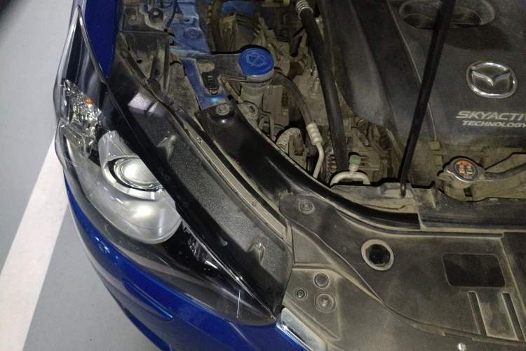 Used Mazda CX-5 2013 2.0L Automatic 4x4 Prestige Edition Engine Bay Right