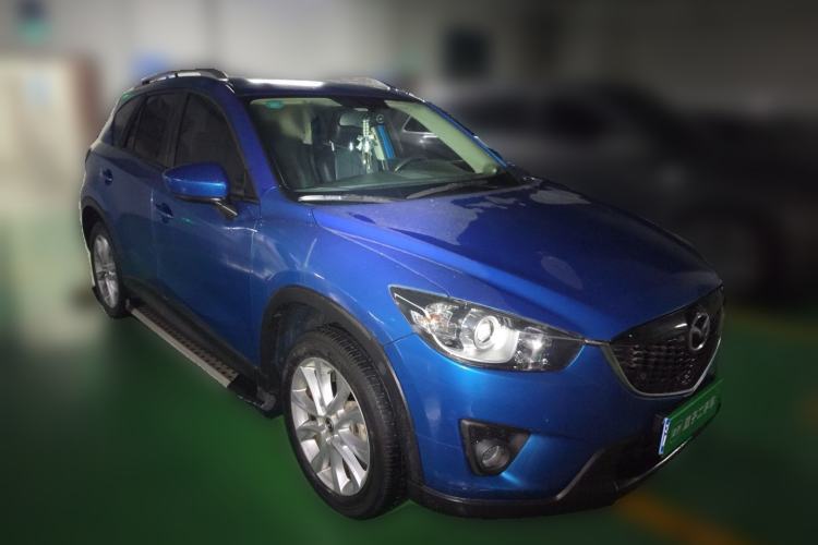 Used Mazda CX-5 2013 2.5L Automatic 4x4 Luxury Version Front Right 45 Deg