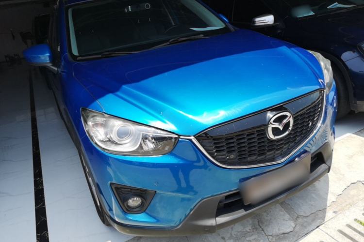 Used Mazda CX-5 2013 2.5L Automatic 4x4 Luxury Version Front Right 45 Deg