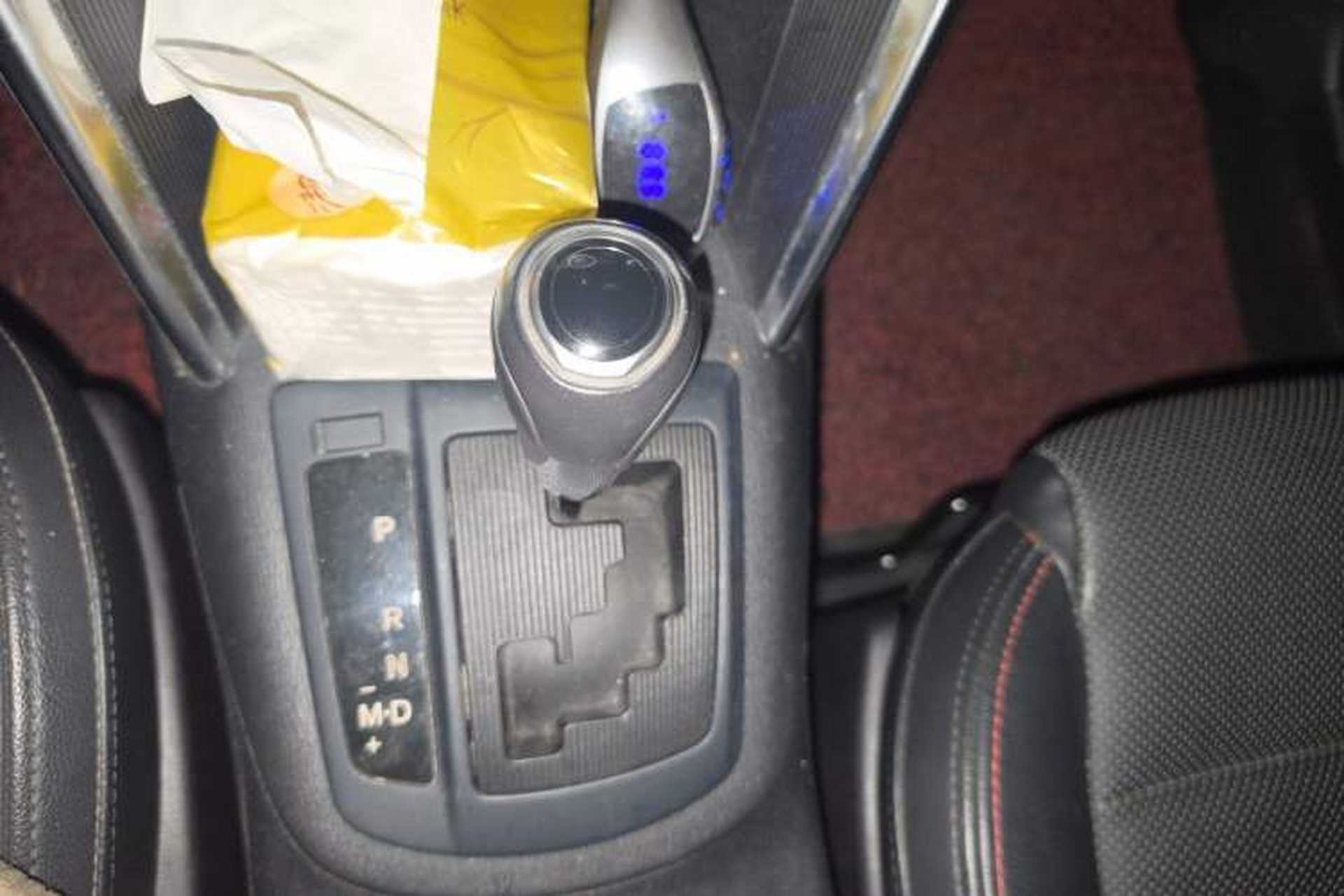 Used Mazda CX-5 2013 2.5L Automatic 4x4 Luxury Version Gear Lever