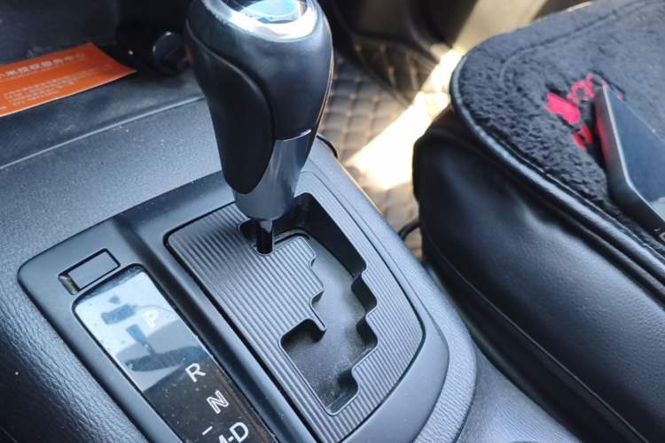 Used Mazda CX-5 2013 2.0L Automatic 4x4 Elite Version Gear Lever