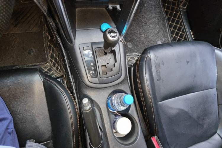 Used Mazda CX-5 2013 2.0L Automatic Two-Wheel Drive Comfort Version Gear Lever