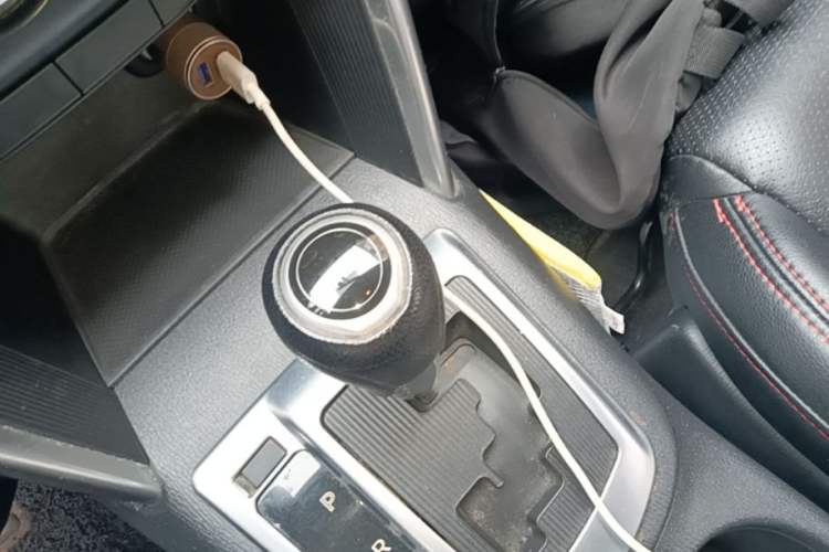 Used Mazda CX-5 2013 2.0L Automatic Two-Wheel Drive Comfort Version Gear Lever