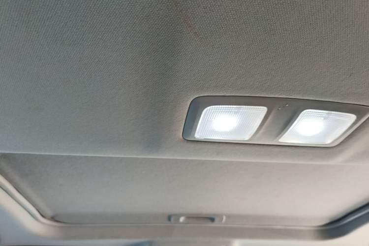 Used Mazda CX-5 2013 2.0L Automatic 4x4 Elite Version Headliner