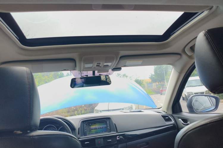 Used Mazda CX-5 2013 2.5L Automatic 4x4 Luxury Version Headliner