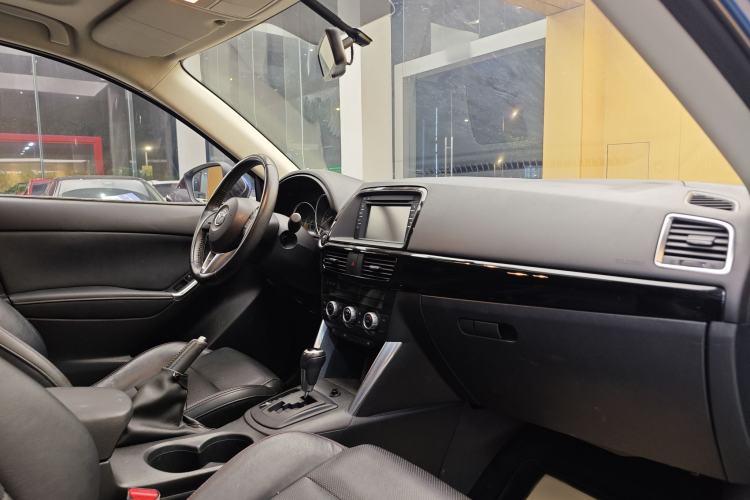 Used Mazda CX-5 2013 2.5L Automatic 4x4 Luxury Version Interior 1