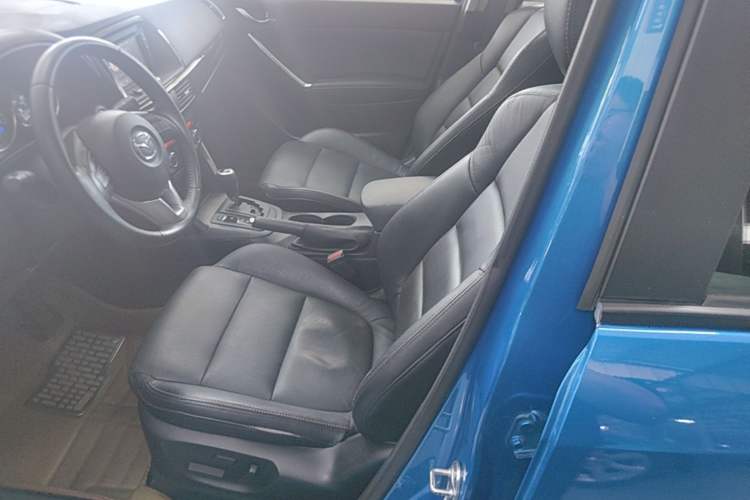 Used Mazda CX-5 2013 2.5L Automatic 4x4 Luxury Version Left Front Seat