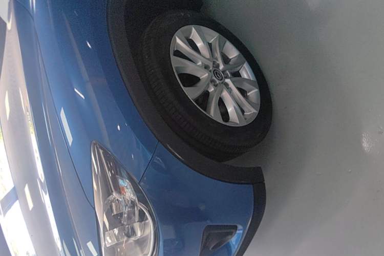 Used Mazda CX-5 2013 2.5L Automatic 4x4 Luxury Version Left Front Wheel Hub