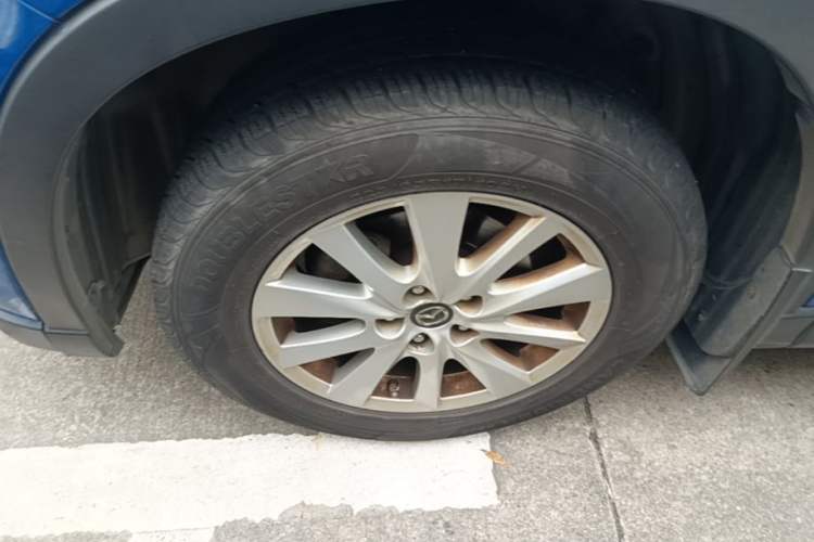 Used Mazda CX-5 2013 2.0L Automatic Two-Wheel Drive Comfort Version Left Front Wheel Hub