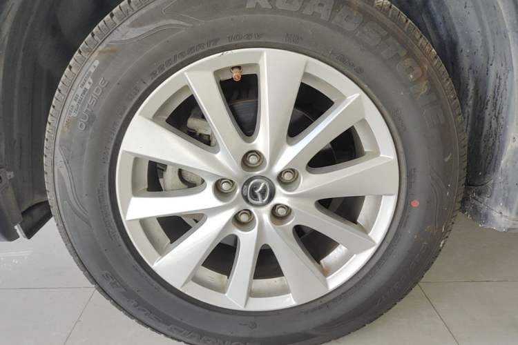 Used Mazda CX-5 2013 2.0L Automatic Two-Wheel Drive Comfort Version Left Front Wheel Hub