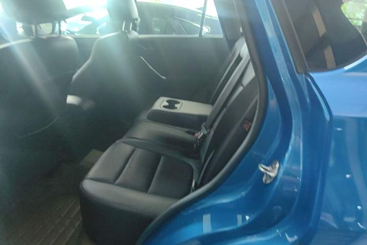 Used Mazda CX-5 2013 2.5L Automatic 4x4 Luxury Version Left Rear Seat
