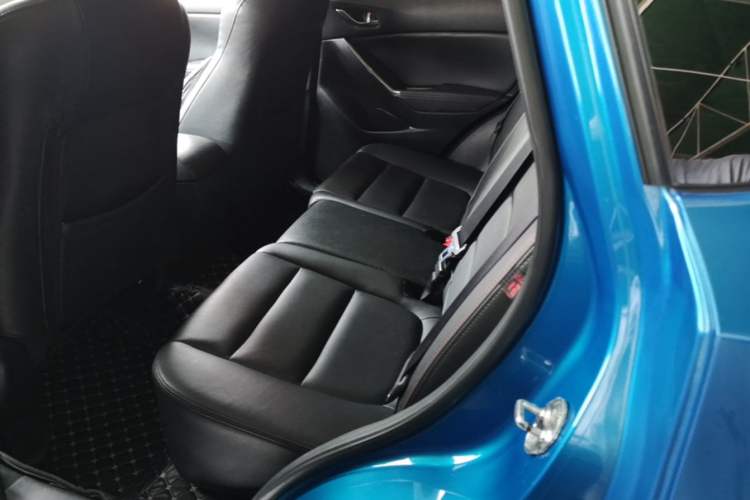 Used Mazda CX-5 2013 2.5L Automatic 4x4 Luxury Version Left Rear Seat