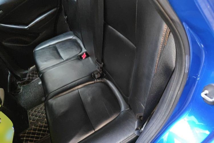Used Mazda CX-5 2013 2.0L Automatic Two-Wheel Drive Comfort Version Left Rear Seat