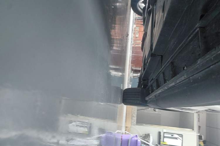 Used Mazda CX-5 2013 2.5L Automatic 4x4 Luxury Version Left Side Sill