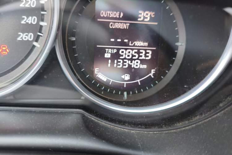 Used Mazda CX-5 2013 2.0L Automatic 4x4 Elite Version Odometer Close Up