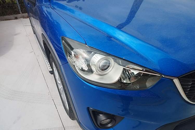 Used Mazda CX-5 2013 2.5L Automatic 4x4 Luxury Version Right Front Headlight