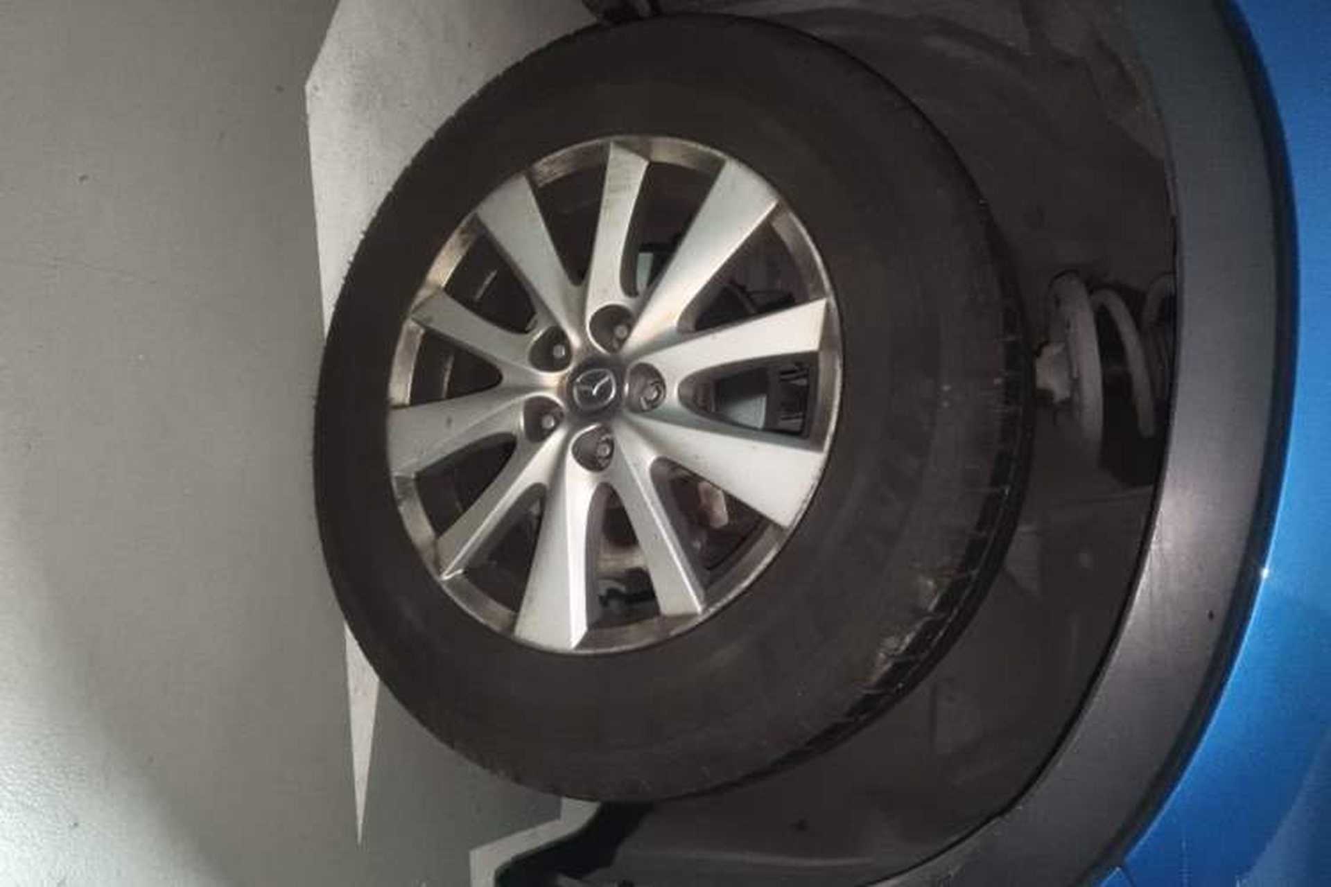 Used Mazda CX-5 2013 2.0L Manual Two-Wheel Drive Comfort Version Right Front Wheel Hub