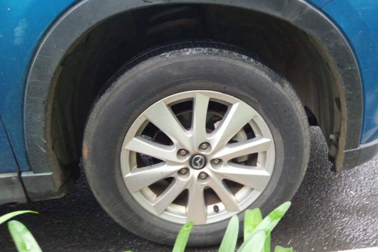 Used Mazda CX-5 2013 2.0L Automatic 4x4 Elite Version Right Front Wheel Hub