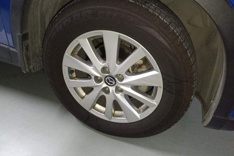 Used Mazda CX-5 2013 2.0L Automatic 4x4 Prestige Edition Right Front Wheel Hub