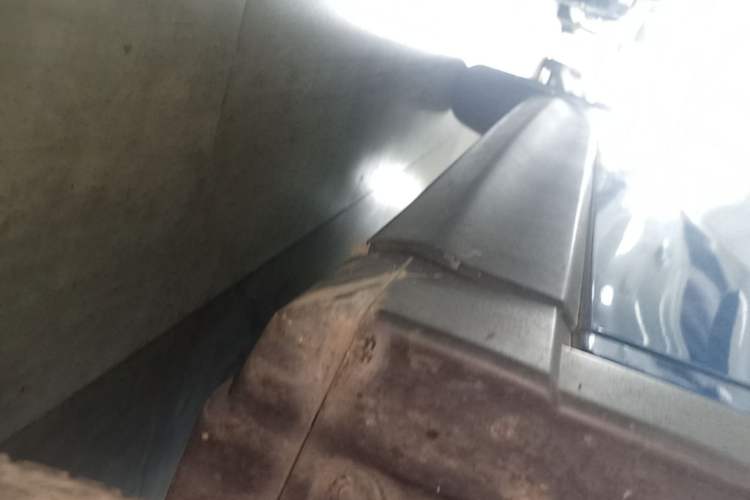 Used Mazda CX-5 2013 2.0L Automatic Two-Wheel Drive Comfort Version Right Side Sill