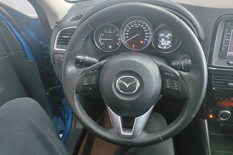 Used Mazda CX-5 2013 2.5L Automatic 4x4 Luxury Version Steering Wheel