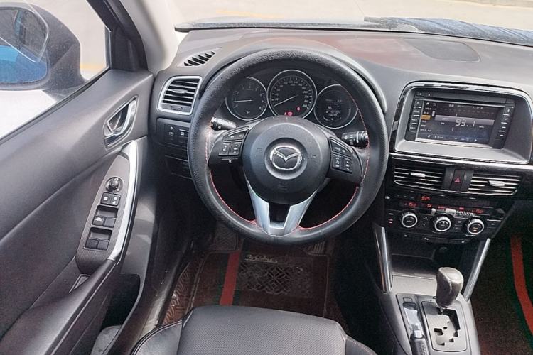 Used Mazda CX-5 2013 2.5L Automatic 4x4 Luxury Version Steering Wheel