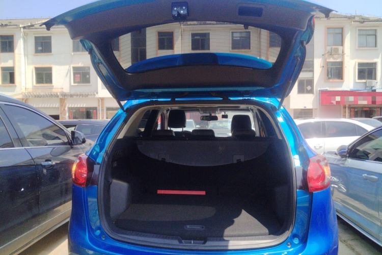 Used Mazda CX-5 2013 2.5L Automatic 4x4 Luxury Version Trunk