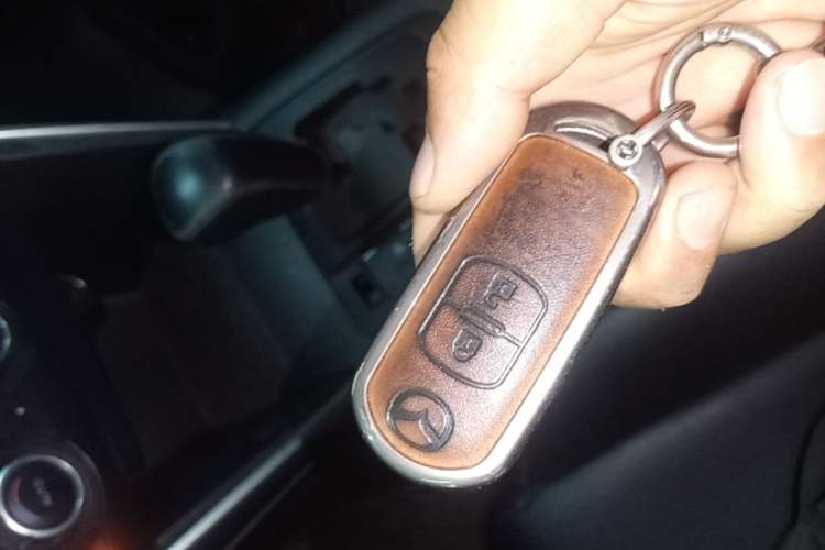 Used Mazda CX-5 2013 2.0L Automatic Two-Wheel Drive Comfort Version Vehicle Key
