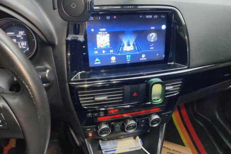 Used Mazda CX-5 2013 2.5L Automatic 4x4 Luxury Version Audio And AC Panel