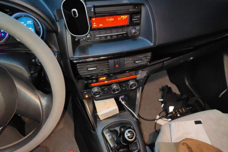 Used Mazda CX-5 2013 2.0L Manual Two-Wheel Drive Comfort Version Audio And AC Panel