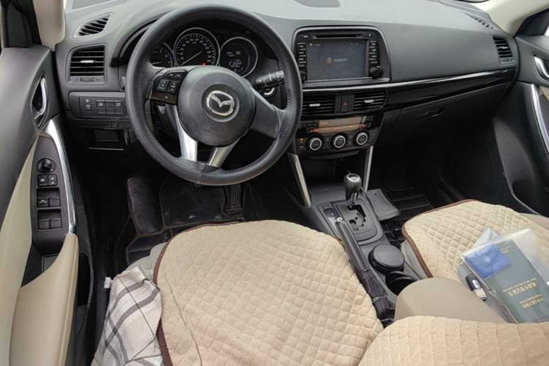 Used Mazda CX-5 2013 2.0L Automatic Two-Wheel Drive Comfort Version Center Console