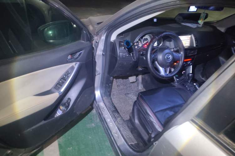 Used Mazda CX-5 2013 2.0L Automatic Two-Wheel Drive Comfort Version Driver Seat