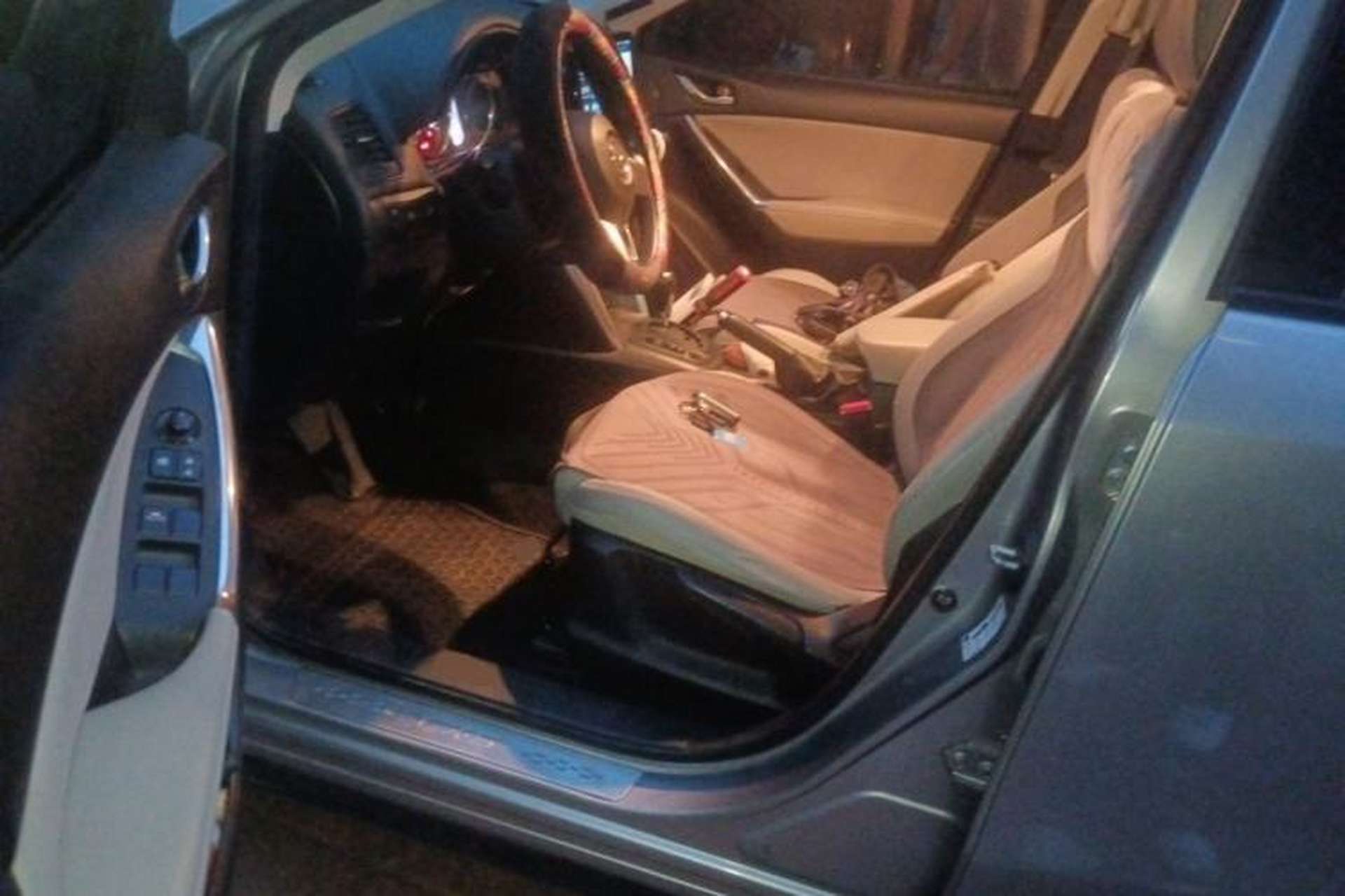 Used Mazda CX-5 2013 2.0L Automatic Two-Wheel Drive Comfort Version Driver Seat