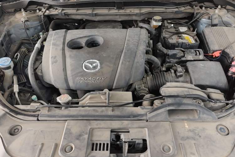 Used Mazda CX-5 2013 2.5L Automatic 4x4 Luxury Version Engine Bay
