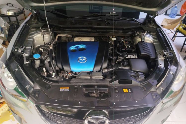 Used Mazda CX-5 2013 2.0L Automatic Two-Wheel Drive Comfort Version Engine Bay