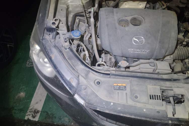 Used Mazda CX-5 2013 2.0L Automatic Two-Wheel Drive Comfort Version Engine Bay Right