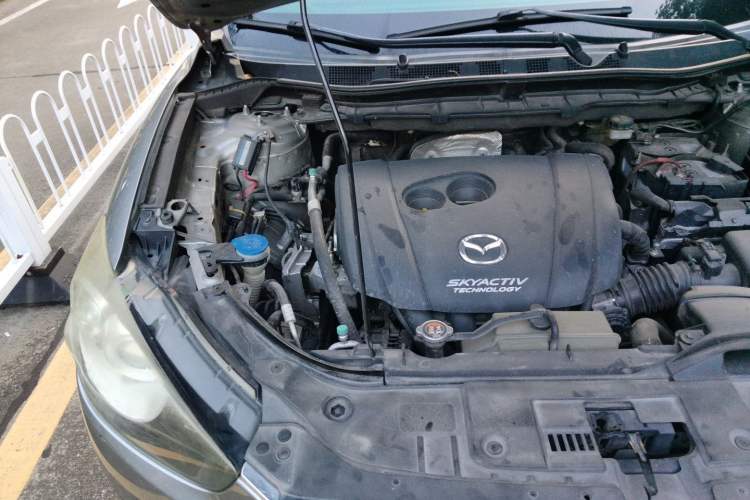 Used Mazda CX-5 2013 2.0L Automatic Two-Wheel Drive Comfort Version Engine Bay Right