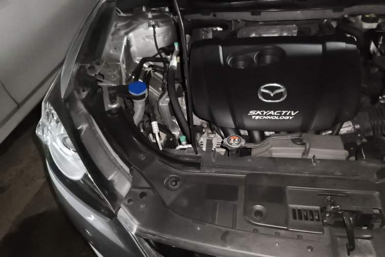 Used Mazda CX-5 2013 2.0L Automatic 4x4 Elite Version Engine Bay Right